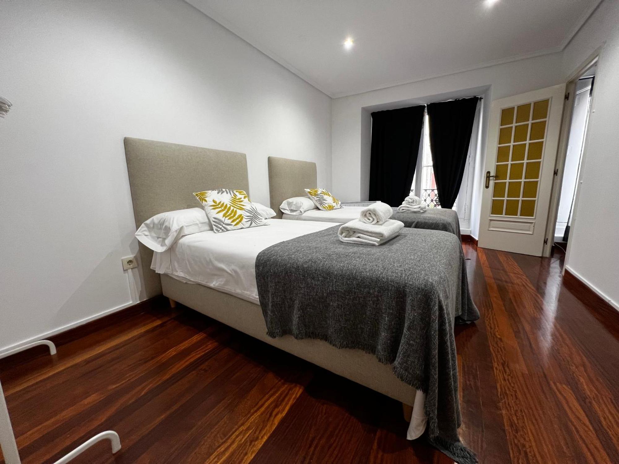 Oktheway Riego De Agua 23 Apartment โอโกรูญา ภายนอก รูปภาพ